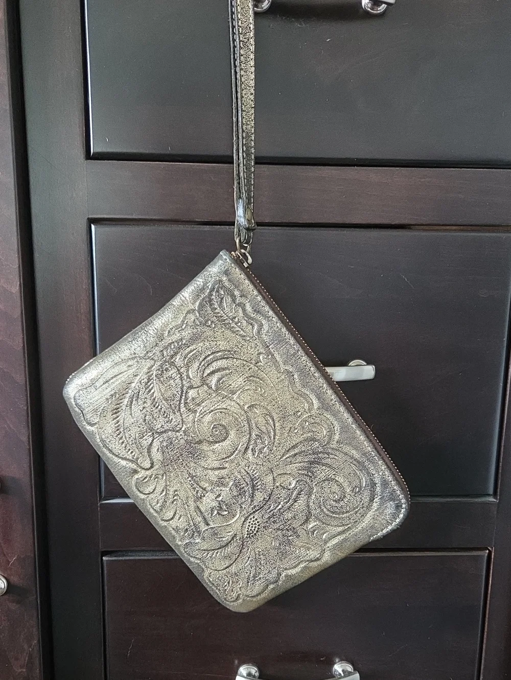Patricia Nash Cassini Tooled Leather Wristlet Clutch – Soft Metallic Gold
